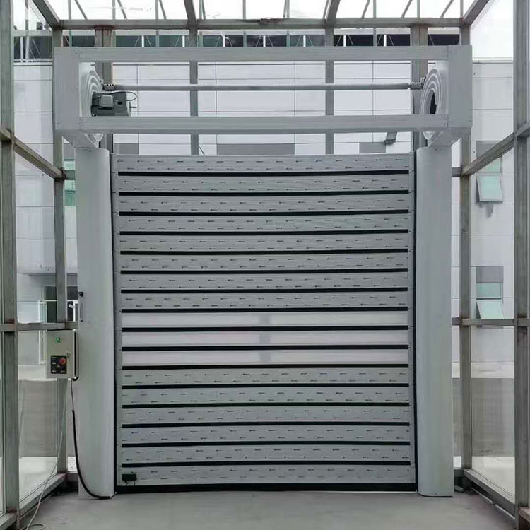آیا درهای پانل سخت پس از استفاده طولانی مدت تغییر شکل می یابد؟